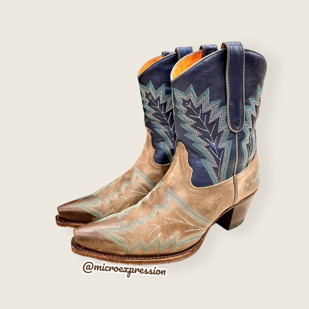 $525 RARE Frye Navy Blue Real Leather Floral Embroidered Pull On Cowboy Boots - Picture 3 of 9